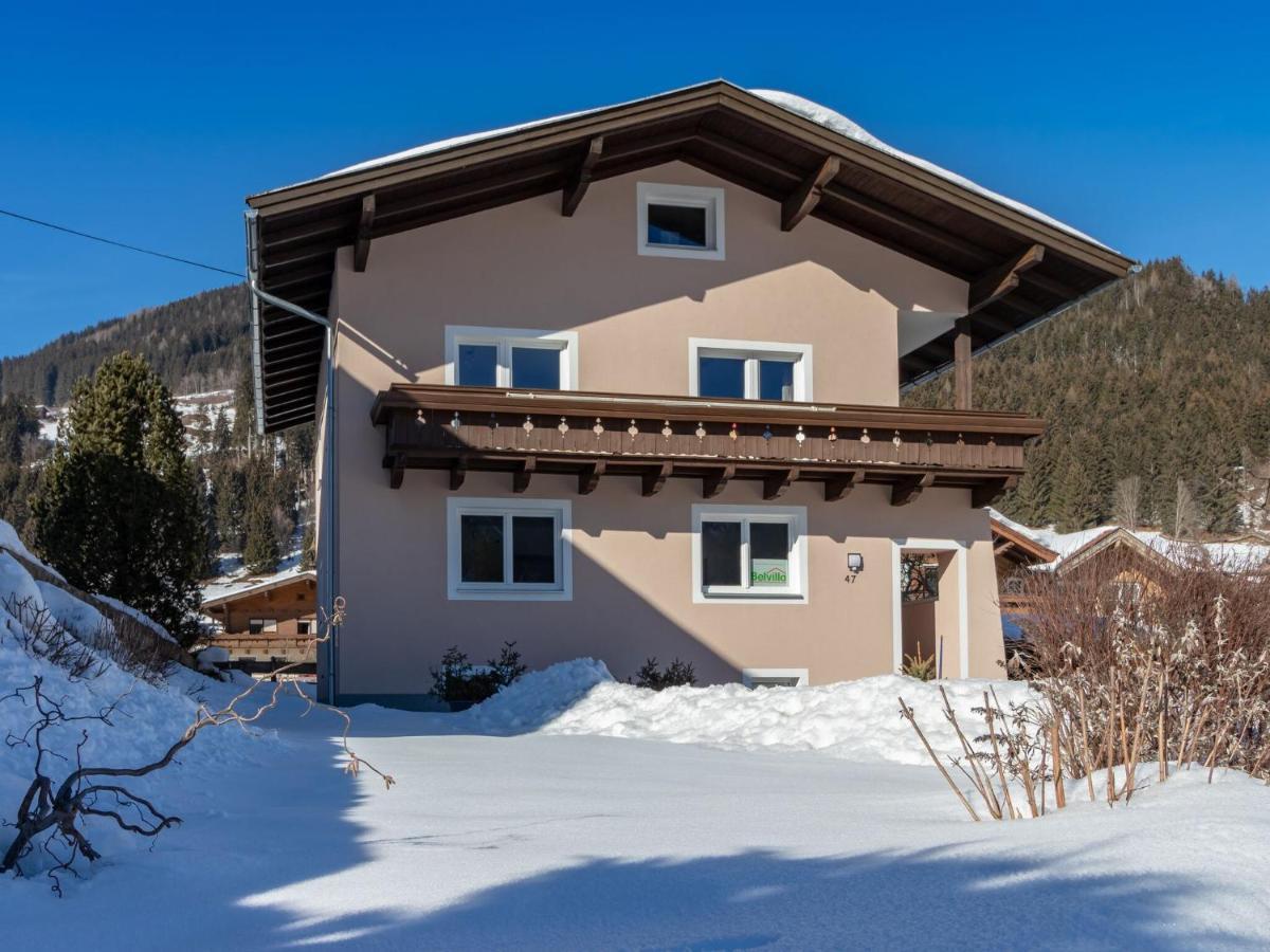 Modern Apartment Near Ski Area In M Hlbach Dorf  エクステリア 写真